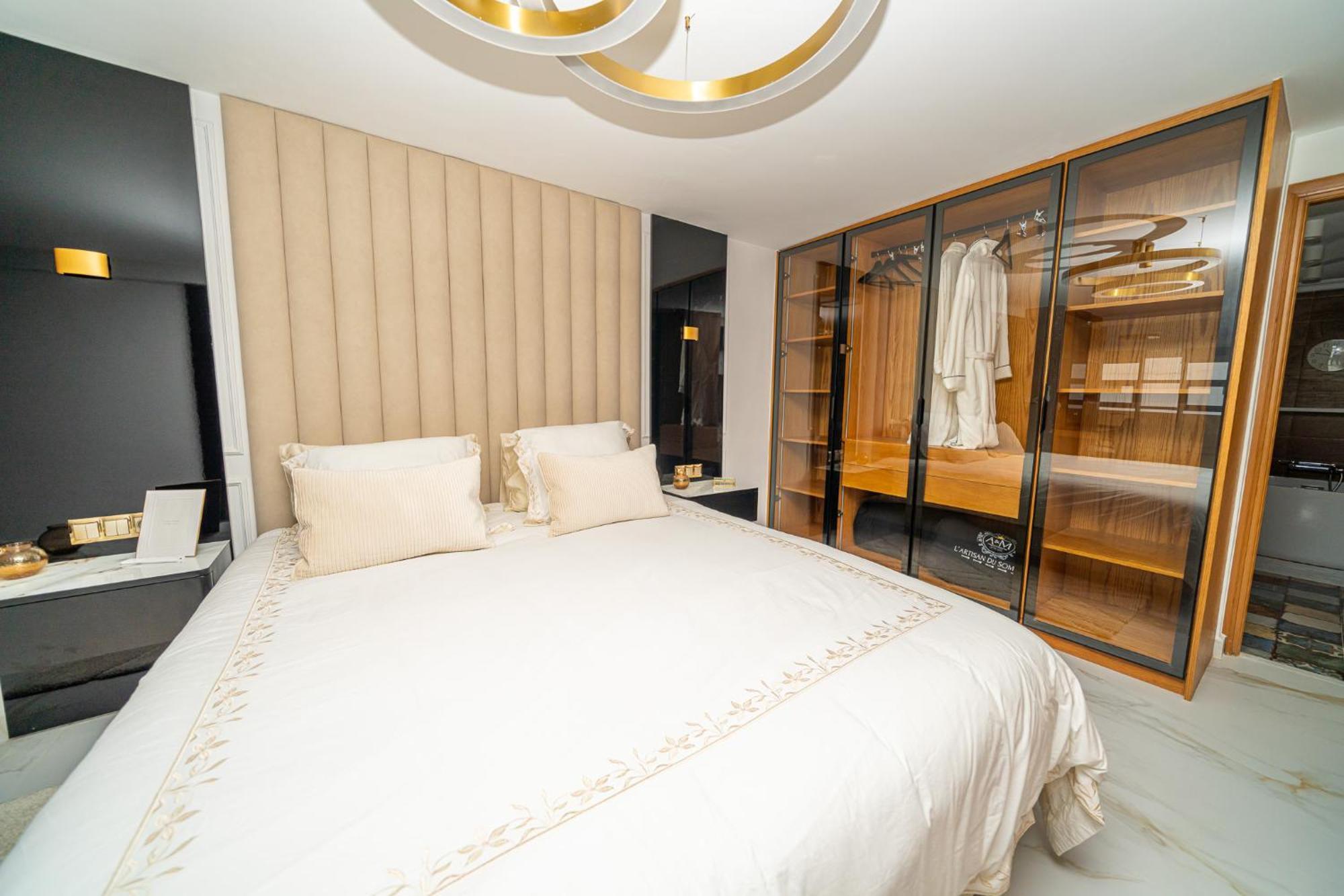 Ecrin Secret, Duplex Prestige, Proche Corniche & Medina, Piscine, Parking, Wifi, Iptv, Ac Apartment Tanger Ngoại thất bức ảnh